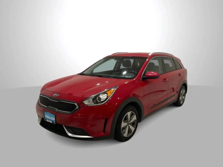 2017 Kia Niro FE LX photo 1