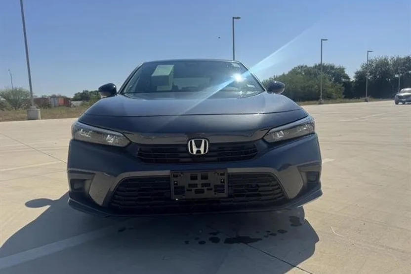 2022 Honda Civic Sport photo 1