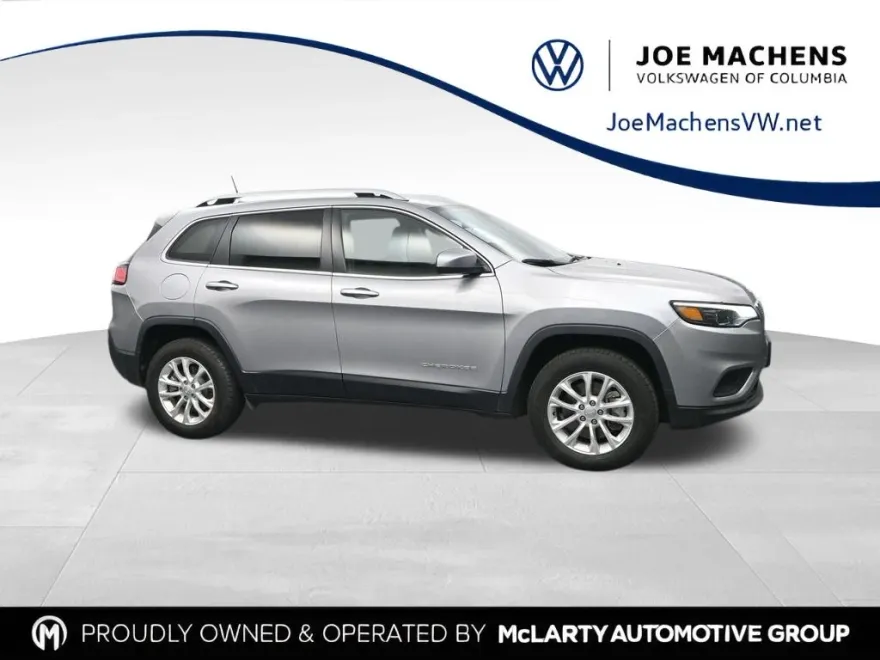 2019 Jeep Cherokee Latitude photo 1