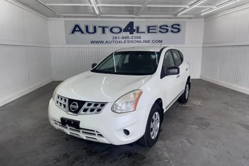 2011 Nissan Rogue photo 1