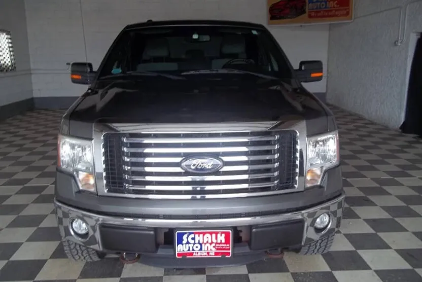 2011 Ford F-150 XLT photo 1