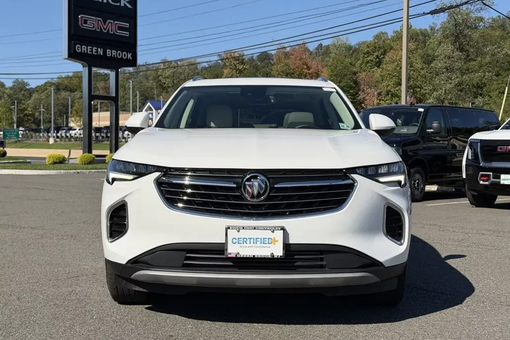 2021 Buick Envision Essence photo 1