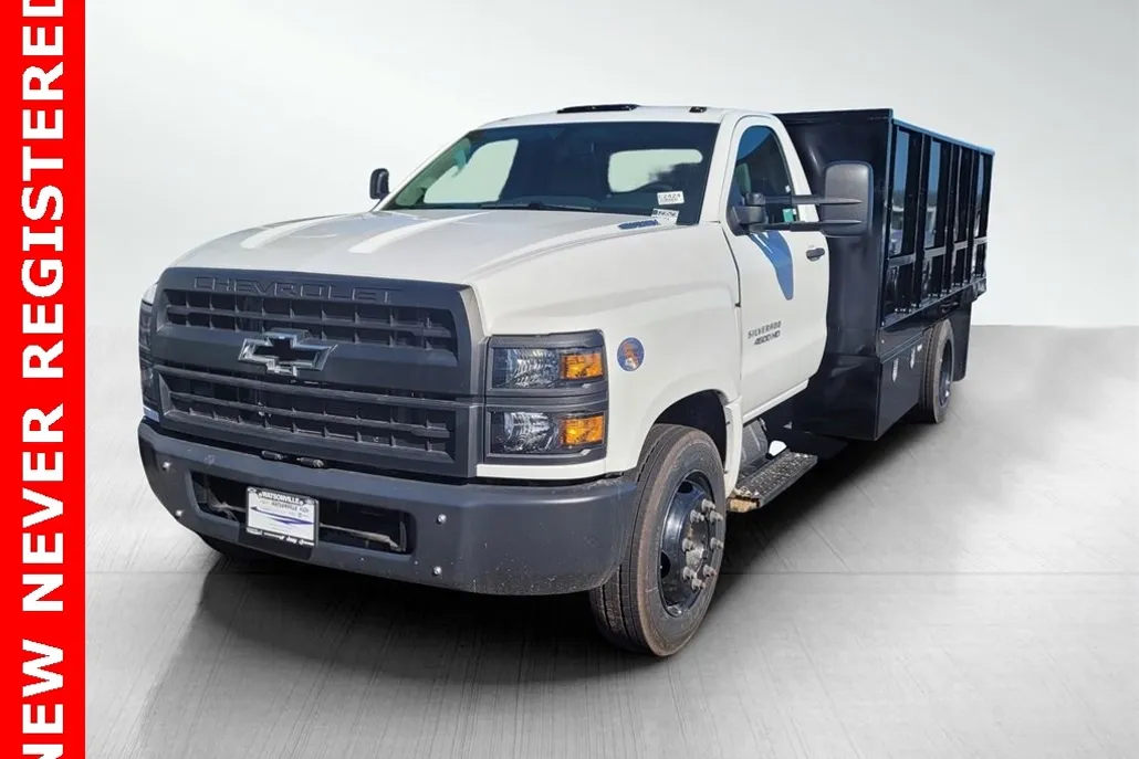2023 Chevrolet Silverado 4500HD Work Truck photo 1
