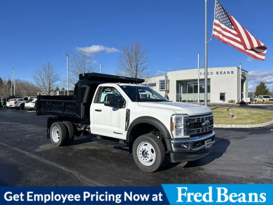 2024 Ford F-550 XL photo 1