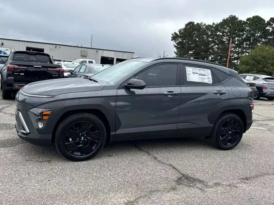 2026 Hyundai Kona SEL photo 1
