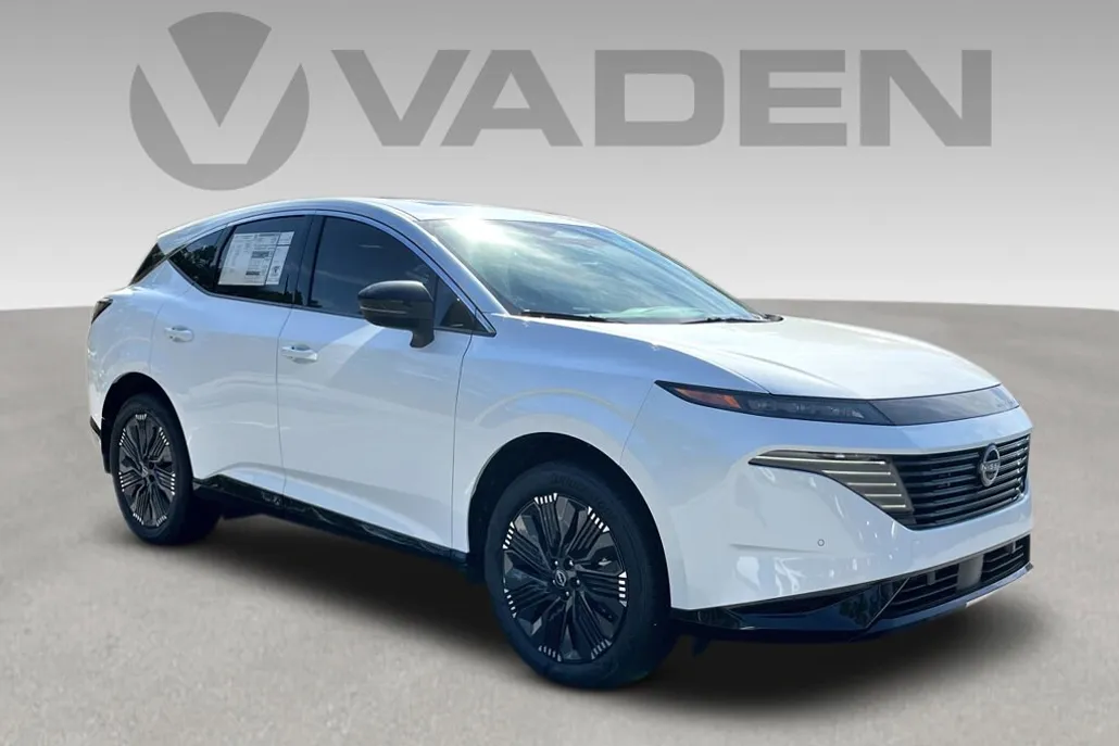 2025 Nissan Murano Platinum photo 1