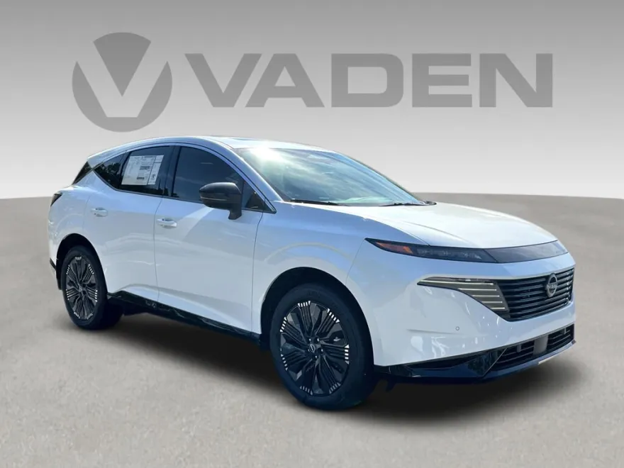 2025 Nissan Murano Platinum photo 1