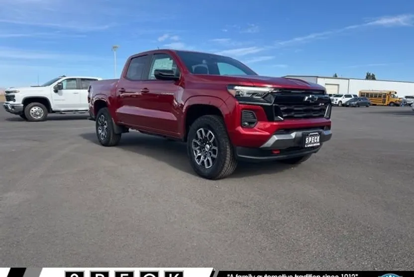 2025 Chevrolet Colorado Z71 photo 1