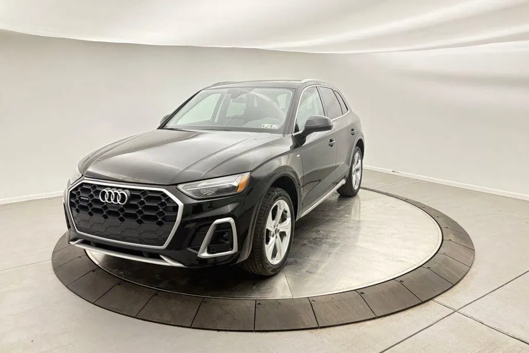 2025 Audi Q5 45 S line Premium Plus photo 1