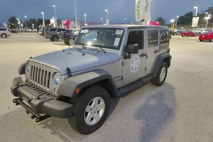 2018 Jeep Wrangler Unlimited Sport photo 1
