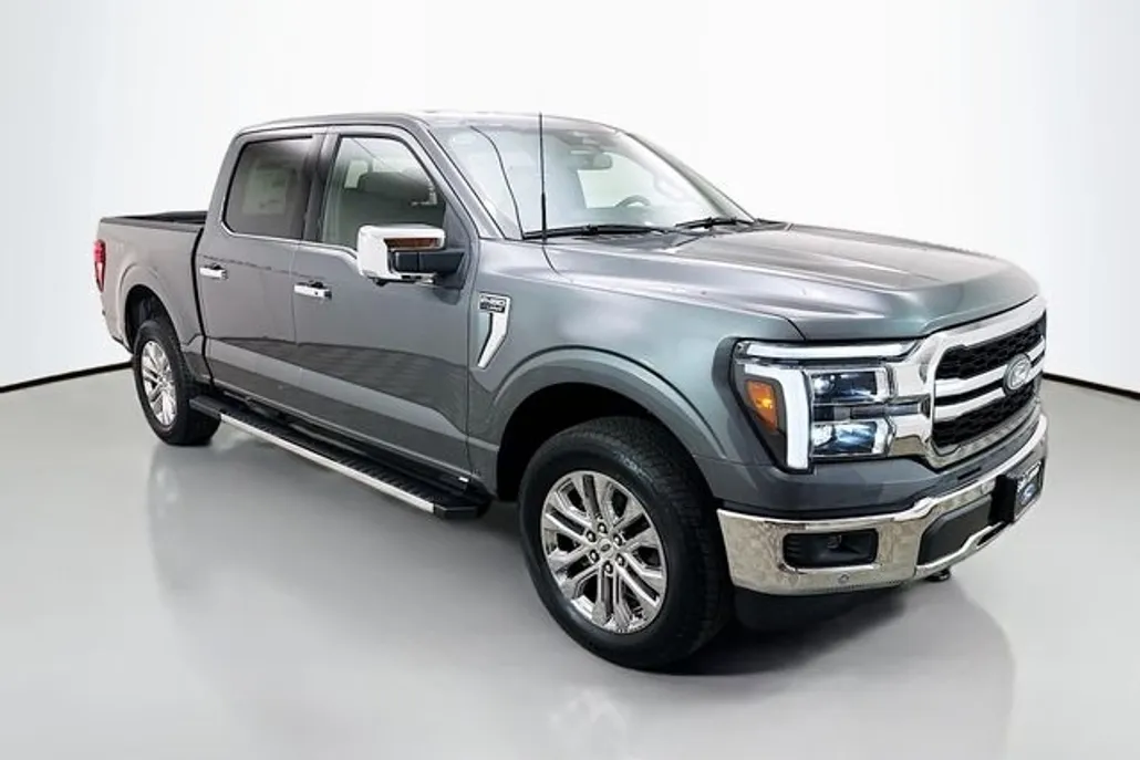 2025 Ford F-150 Lariat photo 1