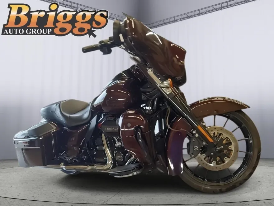 2019 Harley Davidson FLHXSE / CVO Street Glide photo 1