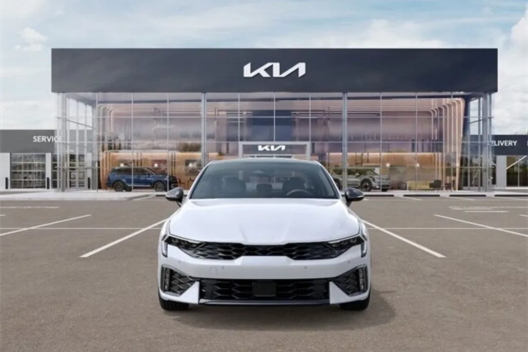 2026 Kia K5 GT photo 1