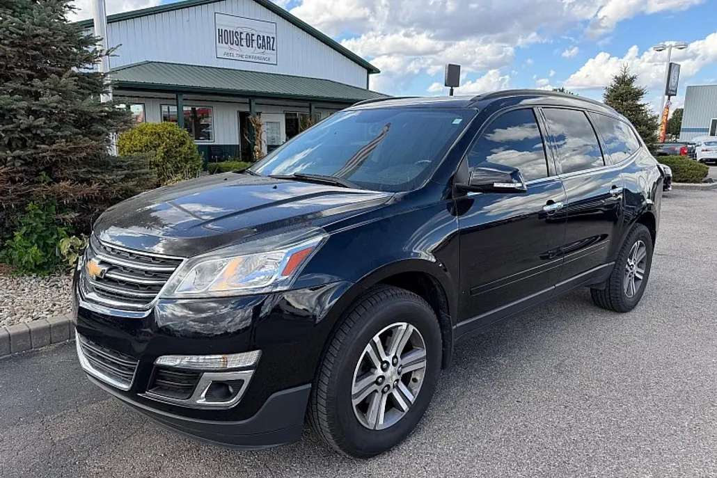 2017 Chevrolet Traverse 1LT photo 1