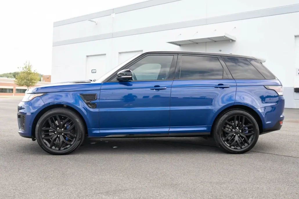 2015 Land Rover Range Rover Sport SuperCharged SVR photo 1