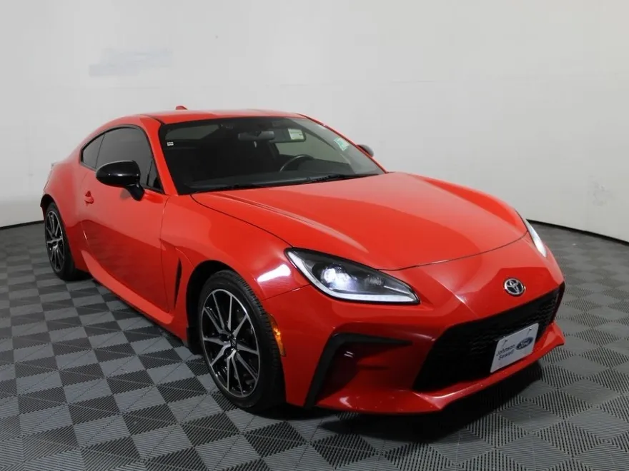 2023 Toyota GR86 Base photo 1
