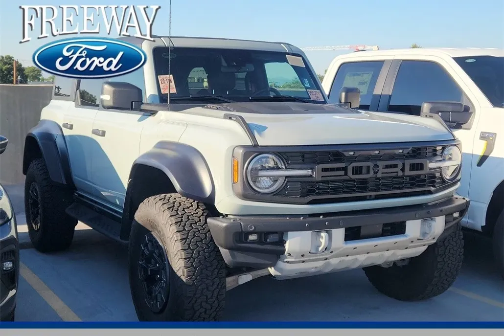 2023 Ford Bronco Raptor photo 1