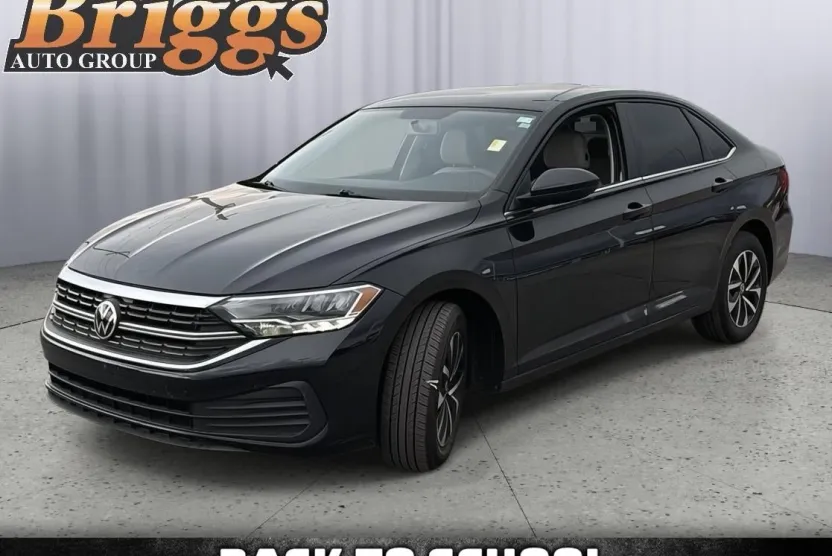 2022 Volkswagen Jetta S photo 1