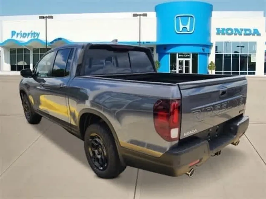 2026 Honda Ridgeline TrailSport photo 1