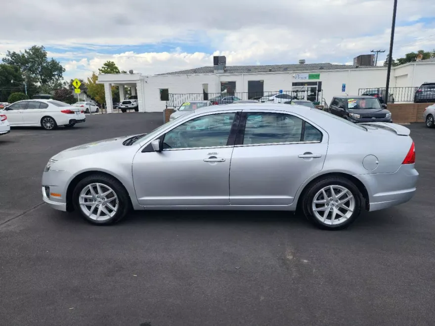 2012 Ford Fusion SEL photo 1