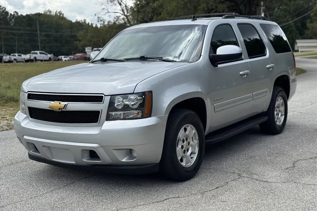 2013 Chevrolet Tahoe LS photo 1