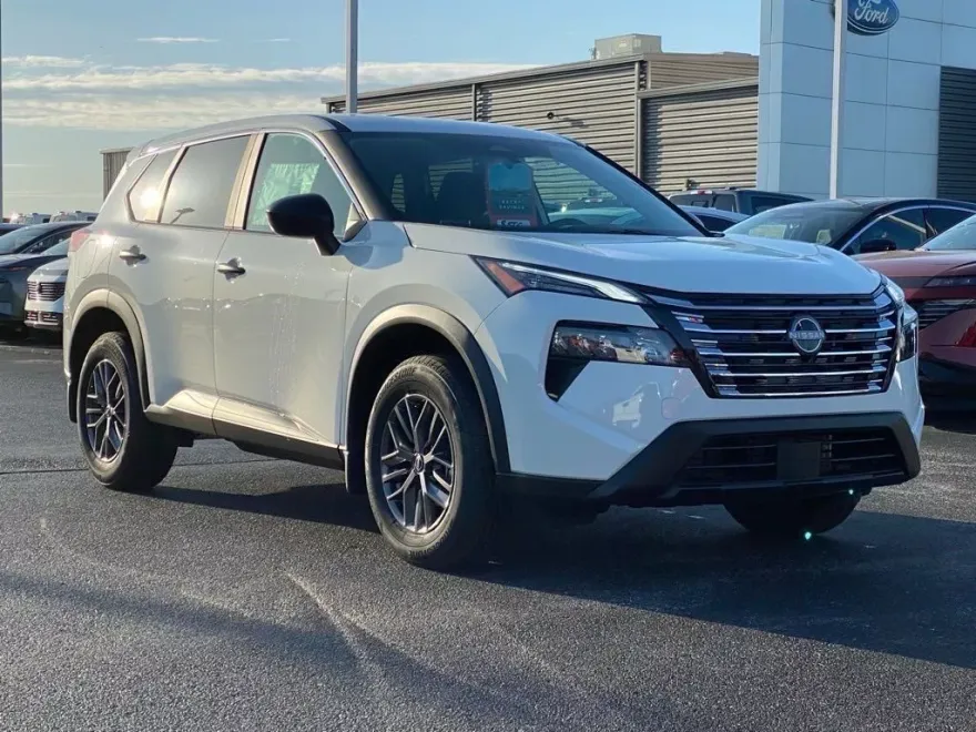 2025 Nissan Rogue S photo 1