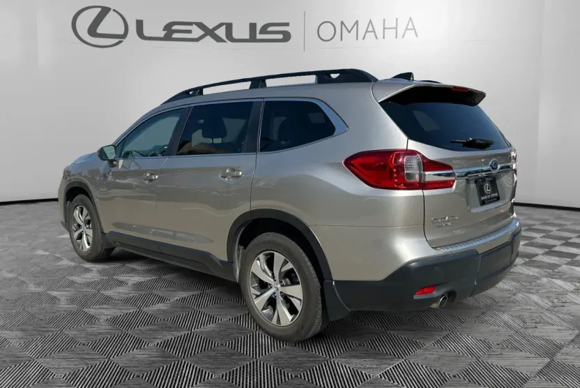2020 Subaru Ascent Premium photo 1