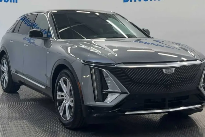 2024 Cadillac Lyriq Tech photo 1