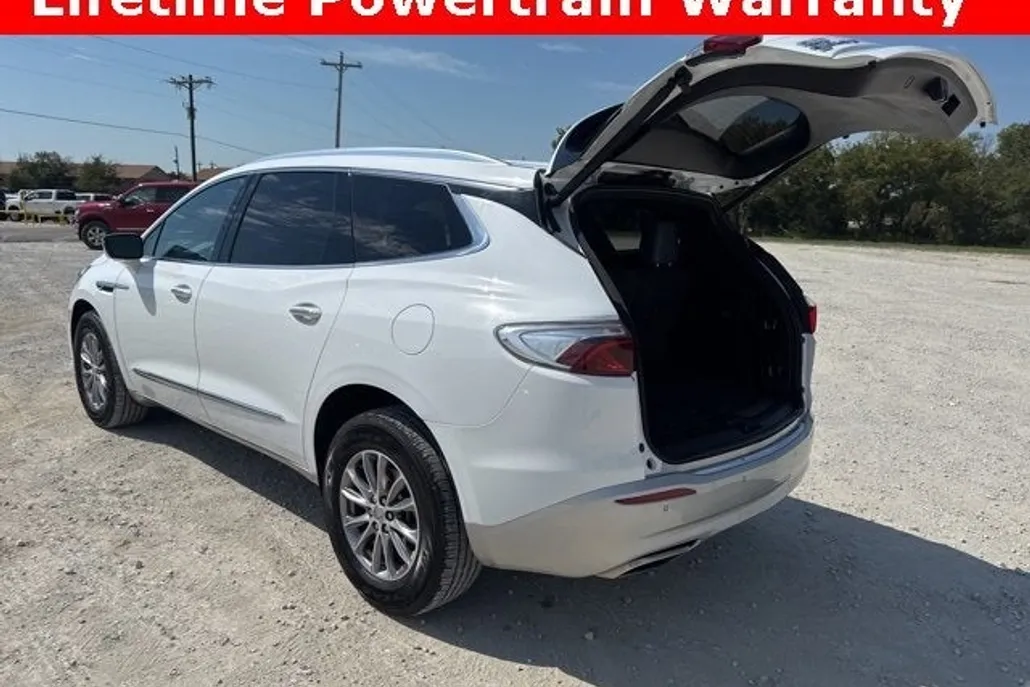 2024 Buick Enclave Premium photo 1