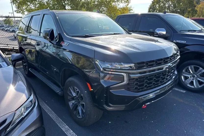 2021 Chevrolet Tahoe Z71 photo 1