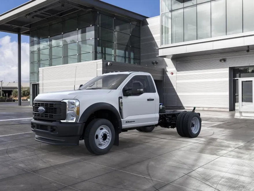 2026 Ford F-550 XL photo 1