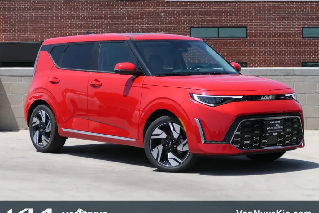 2025 Kia Soul GT-Line photo 1