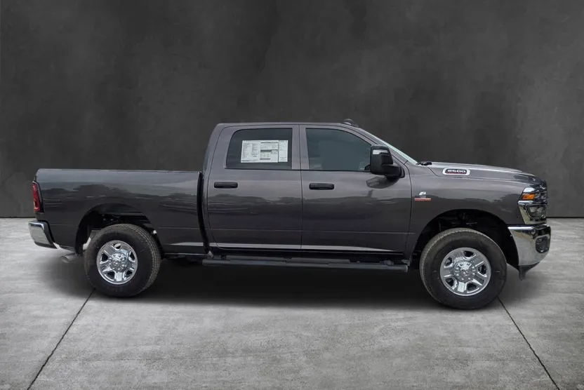 2025 Ram 2500 Tradesman photo 1