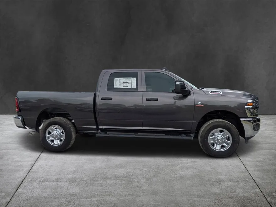 2025 Ram 2500 Tradesman photo 1