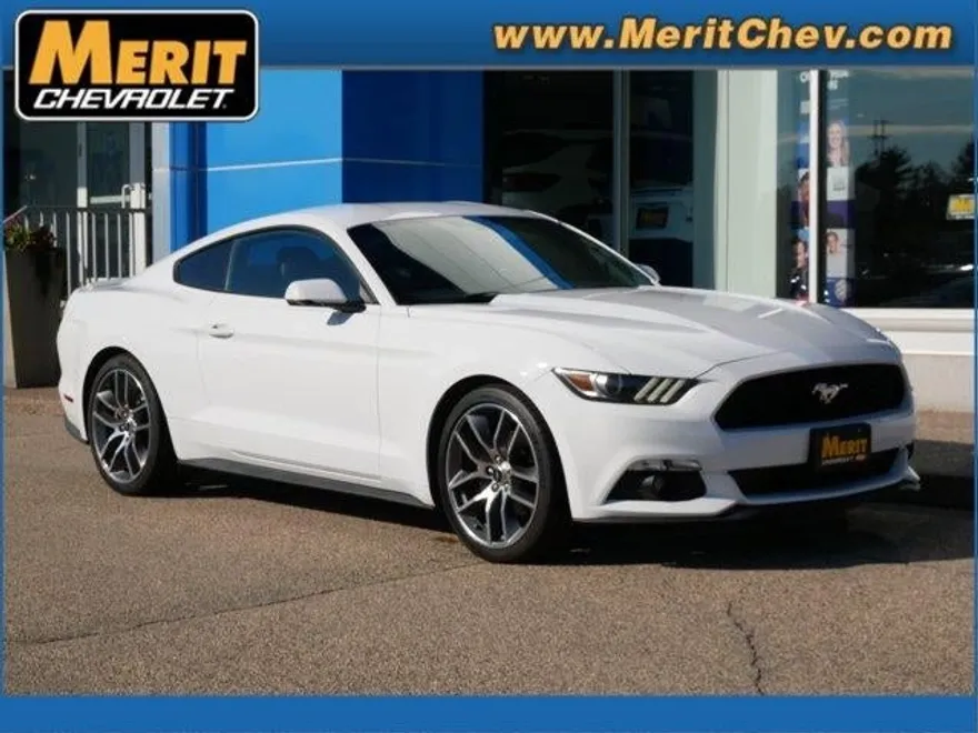2016 Ford Mustang EcoBoost Premium photo 1