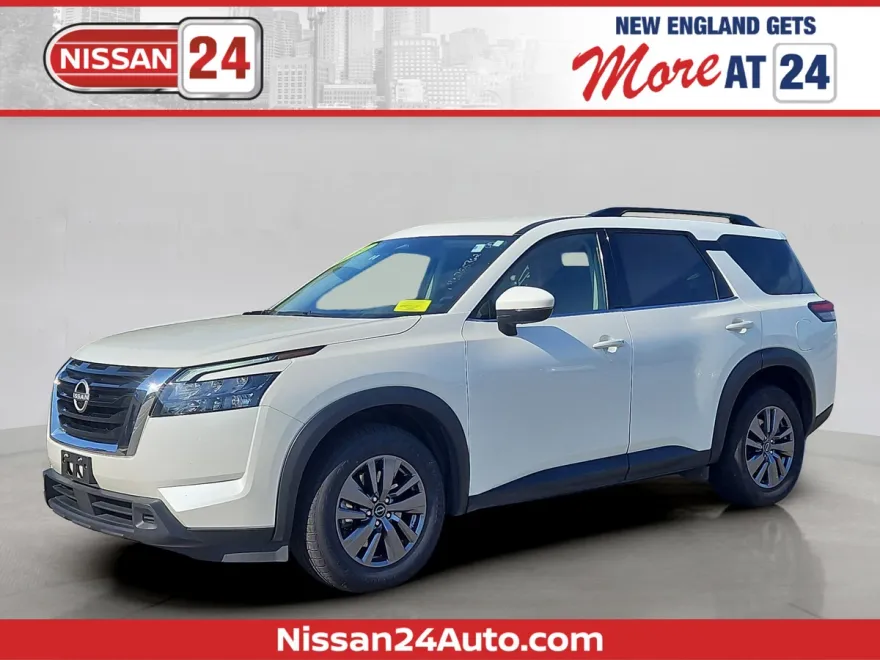 2024 Nissan Pathfinder SV photo 1