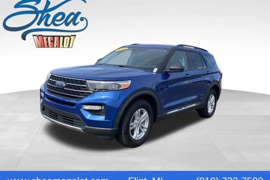 2021 Ford Explorer XLT photo 1