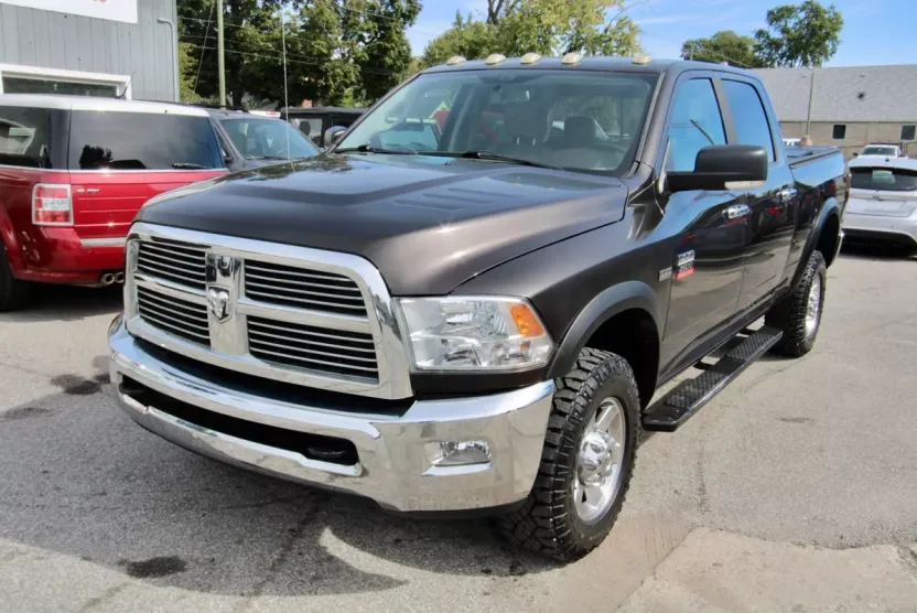 2010 Dodge Ram SLT photo 1