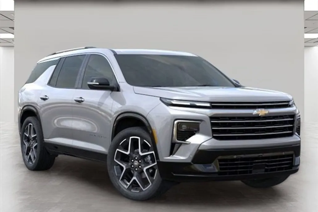 2026 Chevrolet Traverse High Country photo 1