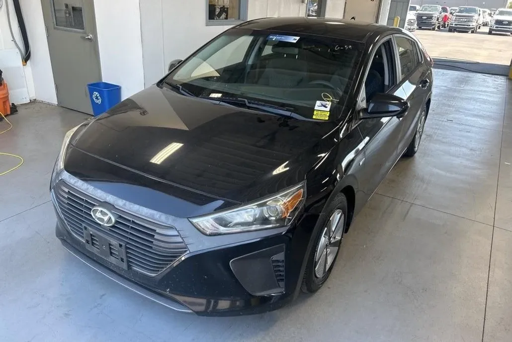 2018 Hyundai Ioniq Blue photo 1