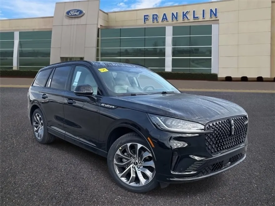2025 Lincoln Aviator Premiere photo 1