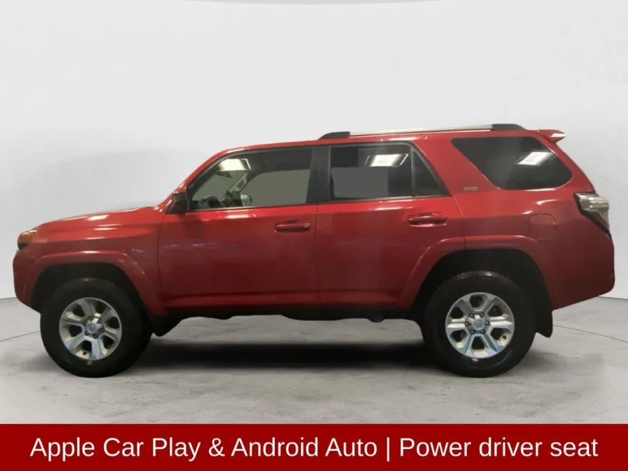 2023 Toyota 4Runner SR5 photo 1