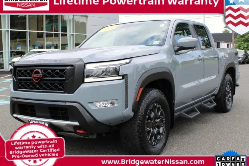 2023 Nissan Frontier PRO-4X photo 1