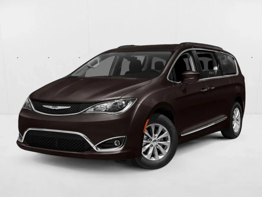 2017 Chrysler Pacifica Limited photo 1
