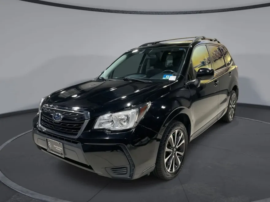 2017 Subaru Forester 2.0XT Premium photo 1