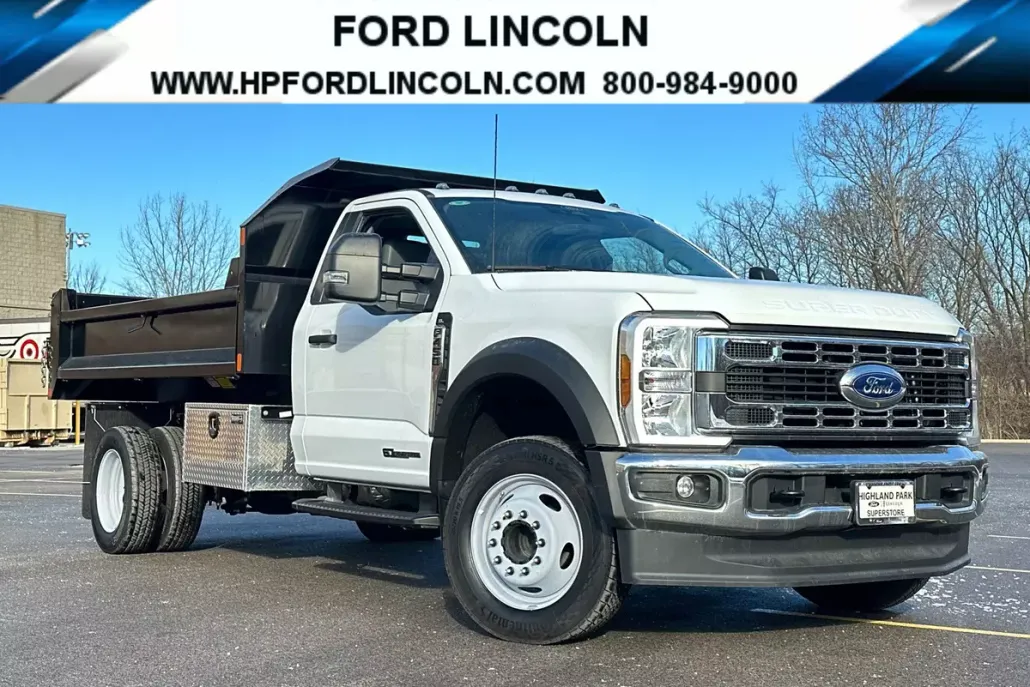 2024 Ford F-450 photo 1