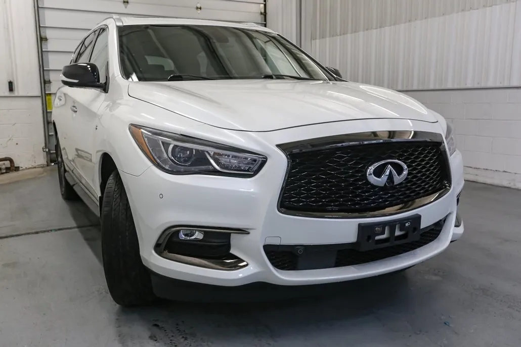 2020 Infiniti QX60 Luxe AWD photo 1