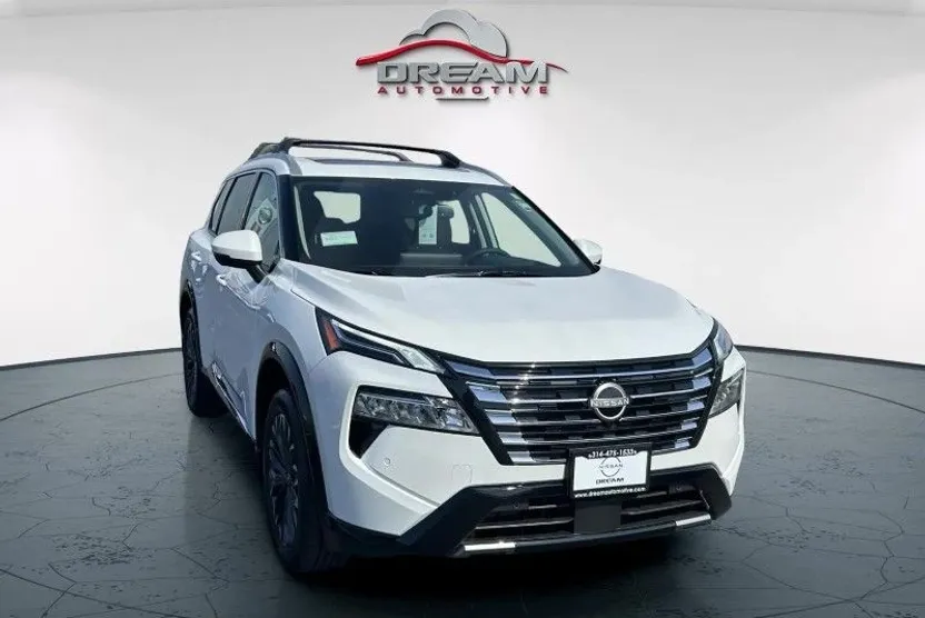 2025 Nissan Rogue Platinum photo 1