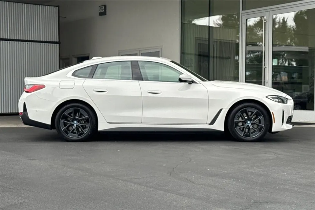 2023 Bmw i4 eDrive40 photo 1