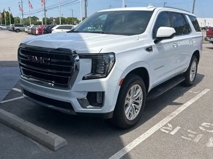2022 Gmc Yukon SLT photo 1